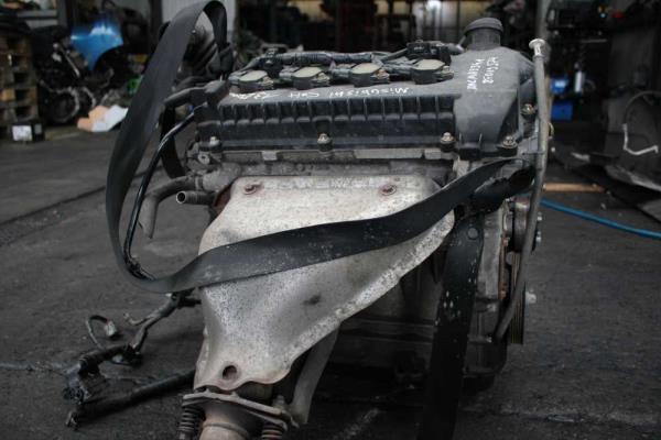 MOTEUR MITSUBISHI 1.3 ESSENCE CODE: A4A90/M135930 - Vue 5